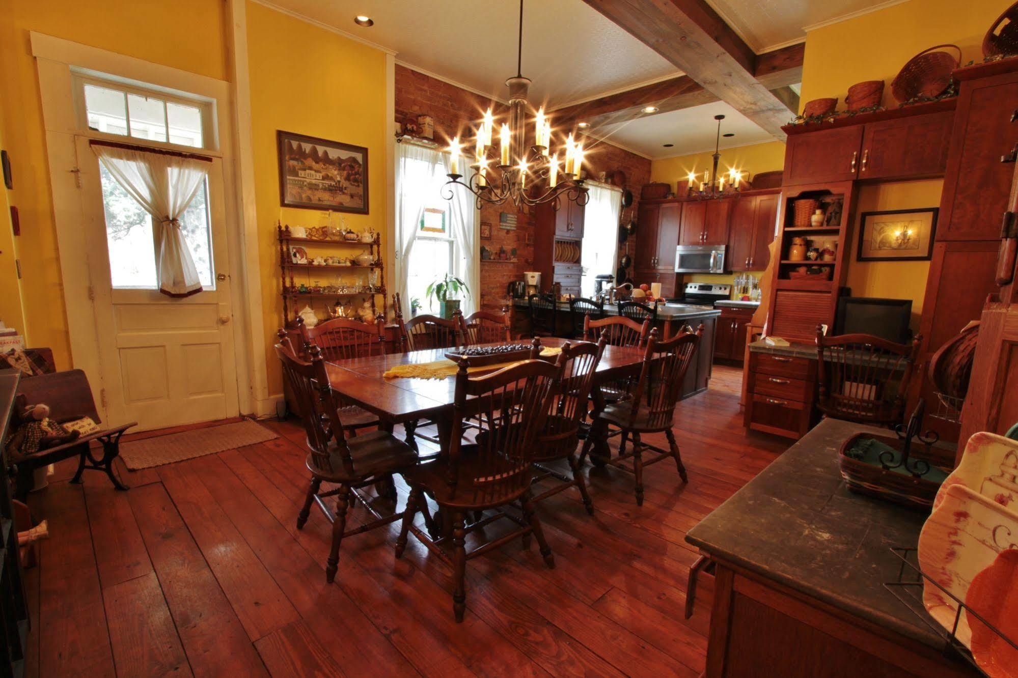 The Pines Of Dresden Bed & Breakfast Dış mekan fotoğraf