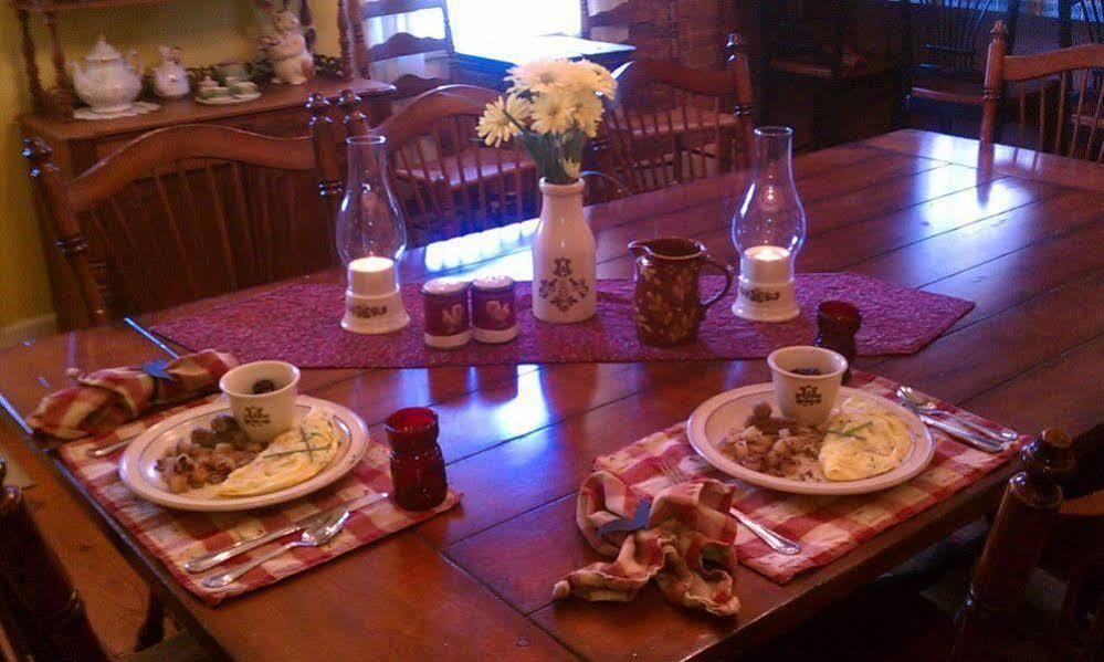 The Pines Of Dresden Bed & Breakfast Dış mekan fotoğraf